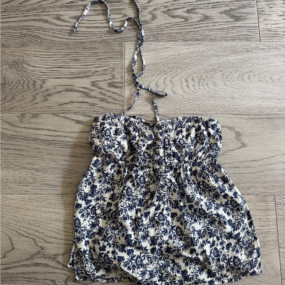 NWOT - Brandy Melville EU Exclusive Floral Halter Top